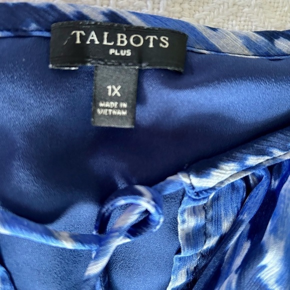 Talbots Top Blue Ikat Diamond Pattern Tie Neck Floaty Short Sleeves size 1X - Picture 15 of 16